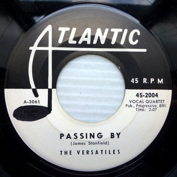 The Versatiles (11) : Crying / Passing By (7", Single, Promo)
