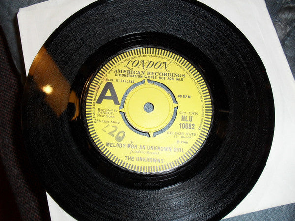The Unknowns (8) : Melody For An Unknown Girl (7", Promo)