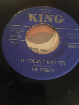 The Targets (7) : It Doesn't Matter / Girls, Girls, Girls (7")