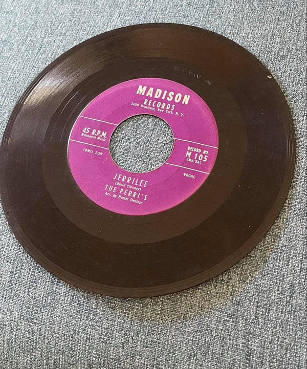 The Perri's : Jerrilee / Ballad Of A Happy Heart (7")