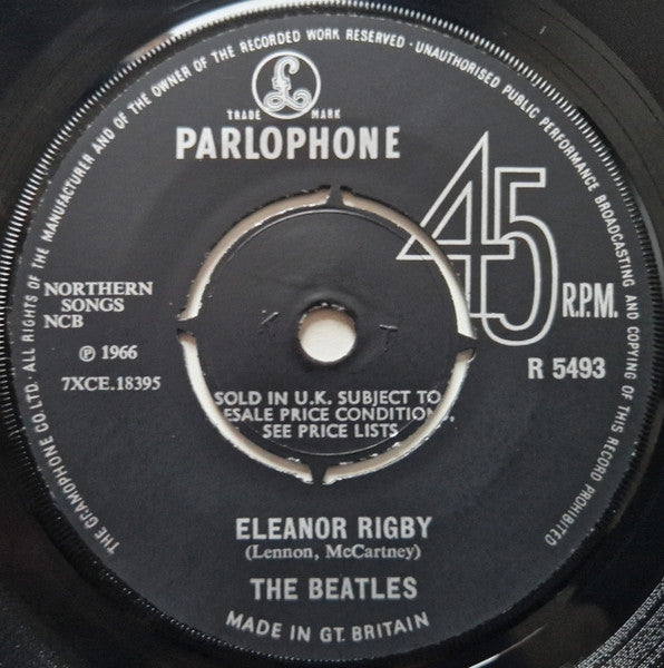 The Beatles : Eleanor Rigby / Yellow Submarine (7", Single, Pus)