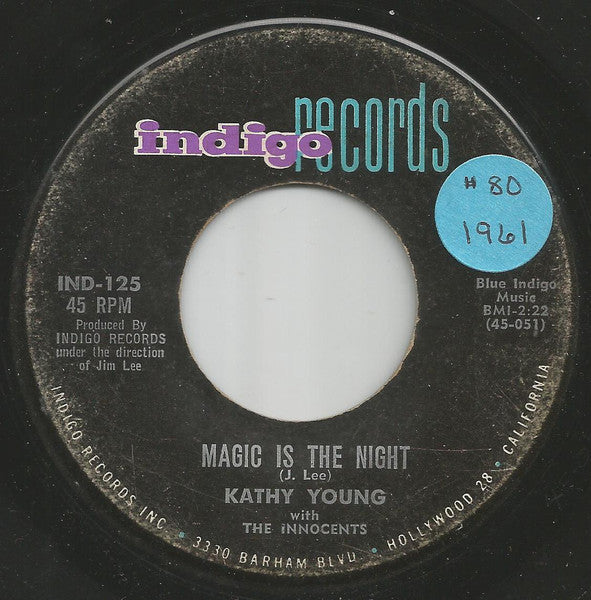 Kathy Young With The Innocents (2) : Magic Is The Night (7", Single)