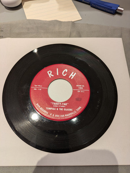 Tompall Glaser & The Glaser Brothers : Yakety-Yak / Cry Of The Wild Goose (7", Single)