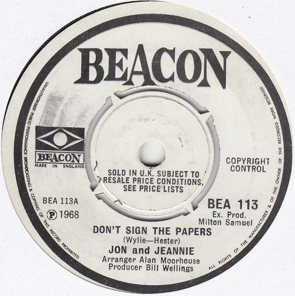 Jon And Jeannie : Don't Sign The Papers  (7", Single)