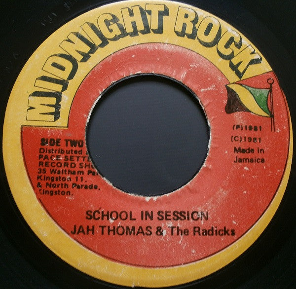Jah Thomas : Gwan A School (7", Single)