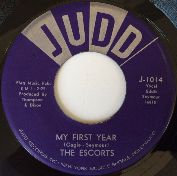 The Escorts (27) : Clap Happy / My First Year (7", Single)